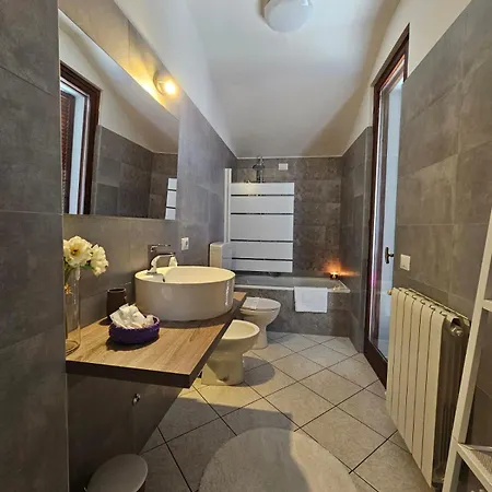Sveva Haven Malpensa Bed & Breakfast 3*